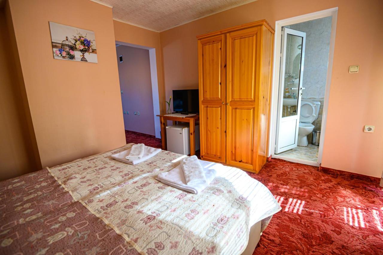 Hotel Chichin Bansko Bagian luar foto